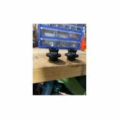 Axes Et Serrages De Roues