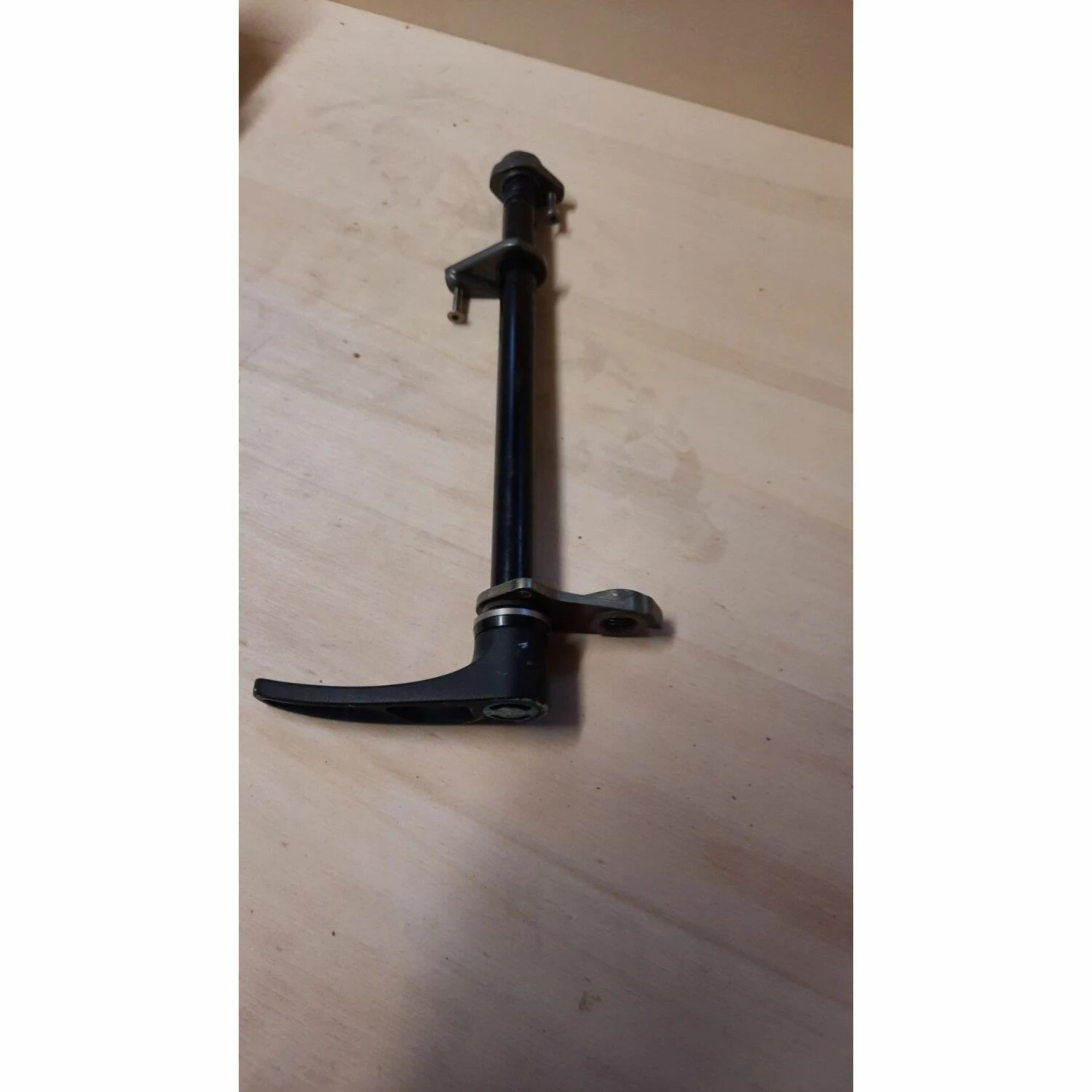 Axes Et Serrages De Roues 2 Axes Et Serrages De Roues – Image 2