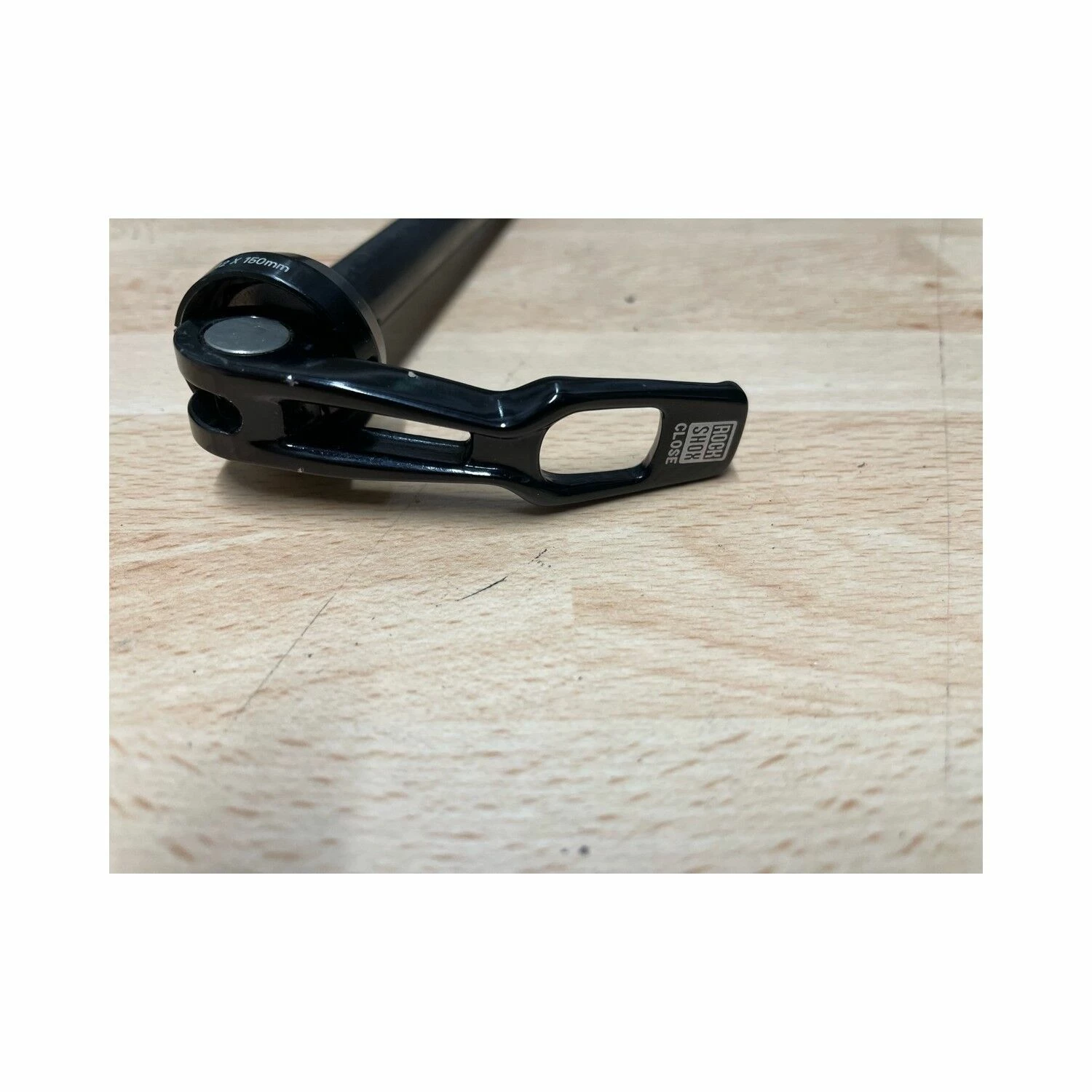 Axes Et Serrages De Roues Rockshox 1 Axes Et Serrages De Roues Rockshox