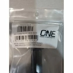 One-up-components Axes Et Serrages De Roues One Up Components -Race Face Soldes axe traversant avant one up 15x110 boost pour fox 3