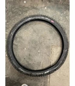 Pneus - 27.5'' -Race Face Soldes dirty dan plus magic mary 1