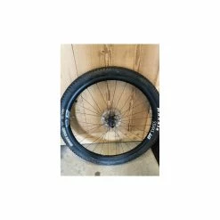 Dt-swiss Roues Complètes Dt Swiss - 29'' 5 Dt-swiss Roues Complètes Dt Swiss - 29'' -Race Face Soldes jante dt swiss 1501 carbone 2