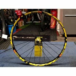 Roues Complètes Mavic - 27.5'' -Race Face Soldes mavic deemax dh 27 5 5