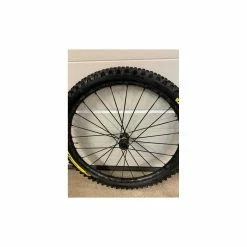 Roues Complètes Mavic - 29'' 11 Roues Complètes Mavic - 29'' -Race Face Soldes mavic deemax pro 29 boost edition limitee sam hill sram xd shimano micro spline 5
