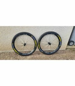Race Face Roues Complètes - 27.5'' -Race Face Soldes paire de roue dt swiss e1900 2