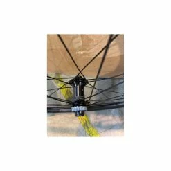 Roues Complètes Shimano - 29'' -Race Face Soldes paire de roue shimano mt601 29 15x10012x142 cda 3