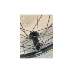 Roues Complètes Stan ZTR Notubes - 27.5'' 8 Roues Complètes Stan ZTR Notubes - 27.5'' -Race Face Soldes paire de roue stan s no tube flow exp 3 275 2