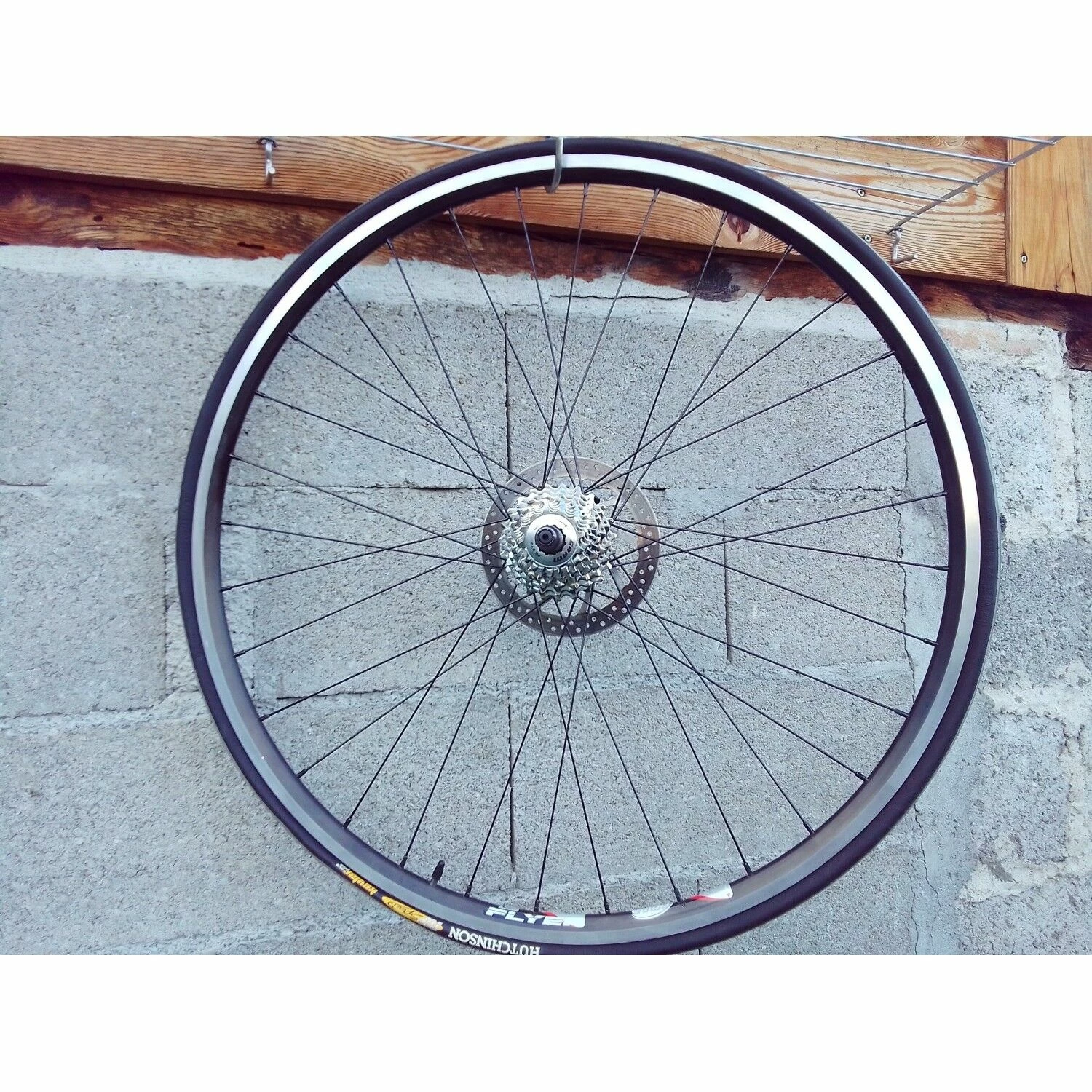 Roues Complètes Flyer Bikes - 700 1 Roues Complètes Flyer Bikes - 700