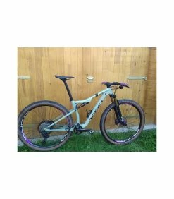 Roues Complètes 10 Roues Complètes -Race Face Soldes paire de roues duke purple 29 carbone 4