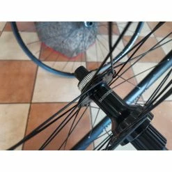 Roues Complètes Shimano -Race Face Soldes paire de roues neuves 29 boost centerlock microspline shimano 12v largeur 30mm s 2