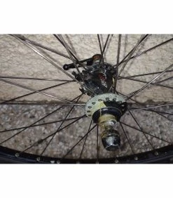 Roues Complètes 8 Roues Complètes -Race Face Soldes paire roue vtt 26 sunn 2