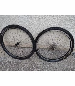 Roues Complètes 11 Roues Complètes -Race Face Soldes paire roue vtt 26 sunn 5