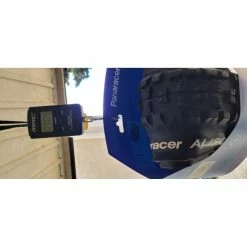 Pneus Panaracer - 27.5'' 8 Pneus Panaracer - 27.5'' -Race Face Soldes panaracer paire romero et aliso ho 2 40 27 5 neuf 3