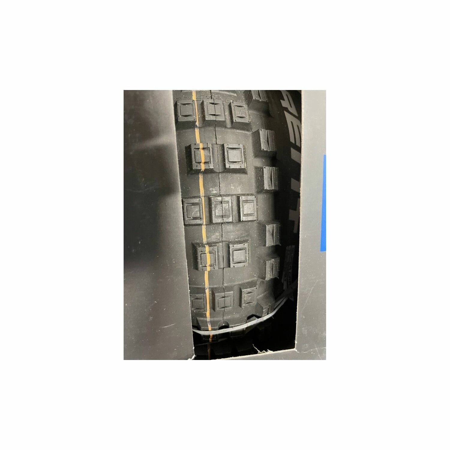 Pneus Schwalbe - 27.5'' Plus 1 Pneus Schwalbe - 27.5'' Plus