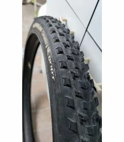 Pneus - 27.5'' -Race Face Soldes pneu michelin country grip r en 27 5x2 25 2