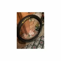 Pneus 3 Pneus -Race Face Soldes pneu minion dhf 1