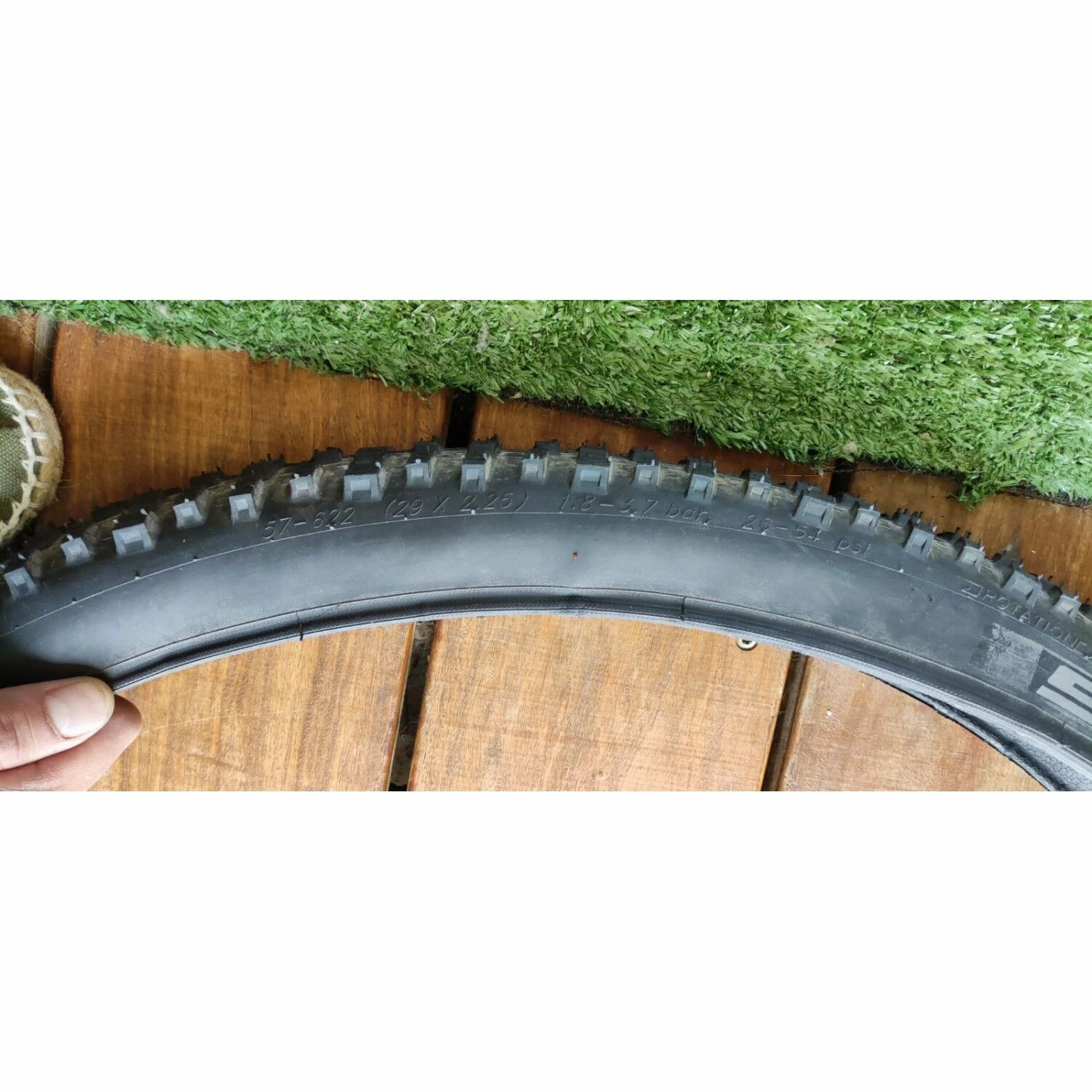 Pneus - 29'' 2 Pneus - 29'' – Image 2