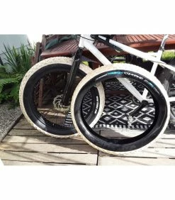 Michelin Pneus -Race Face Soldes pneu vee tire neufs 26 x 47 mission command 4