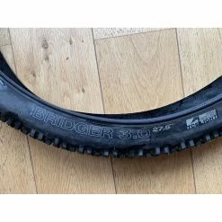 Pneus Autre Marque - 27.5'' 5 Pneus Autre Marque - 27.5'' -Race Face Soldes pneu wtb 275 2