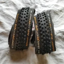 Pneus Continental - 29''