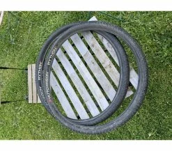 Pneus - 27.5'' -Race Face Soldes pneus hutchinson python 3