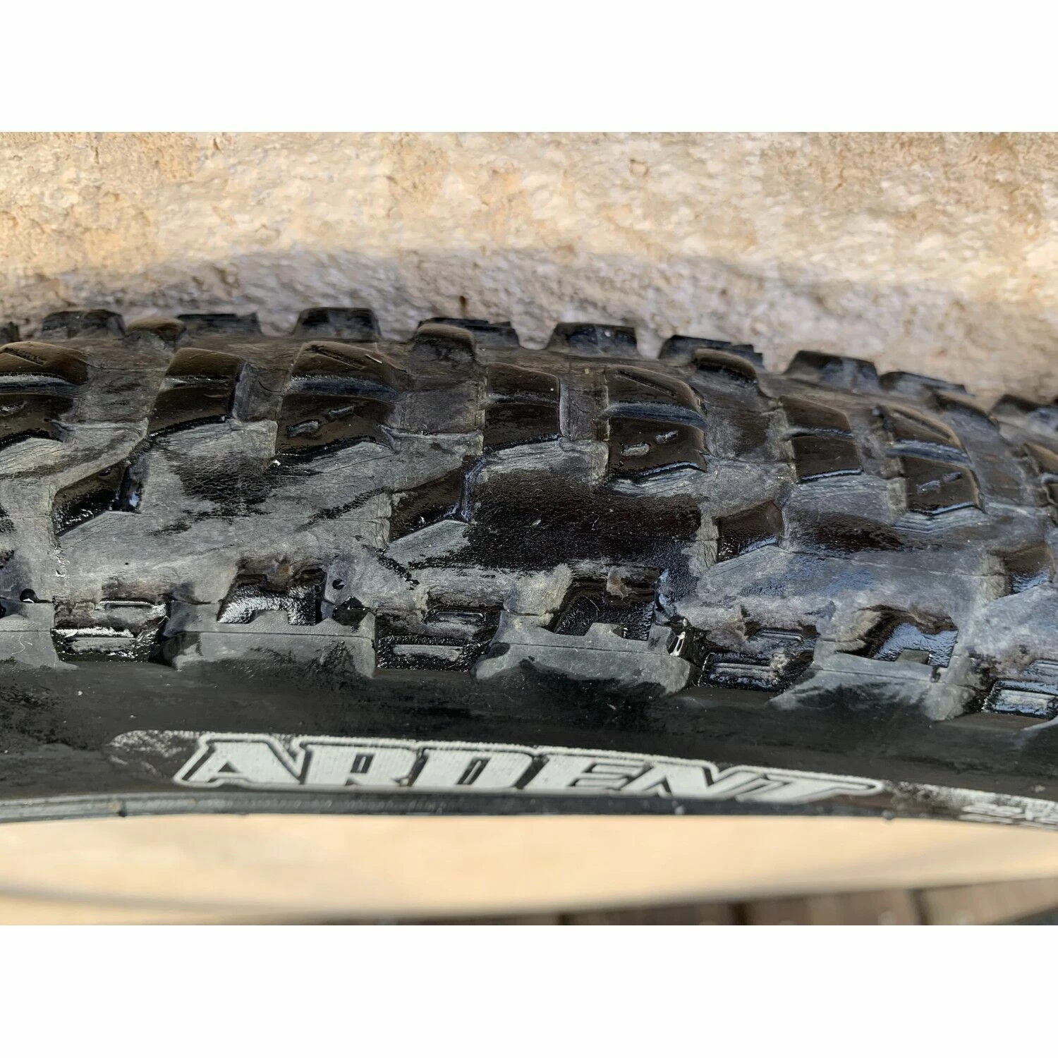 Pneus - 29'' 1 Pneus - 29''