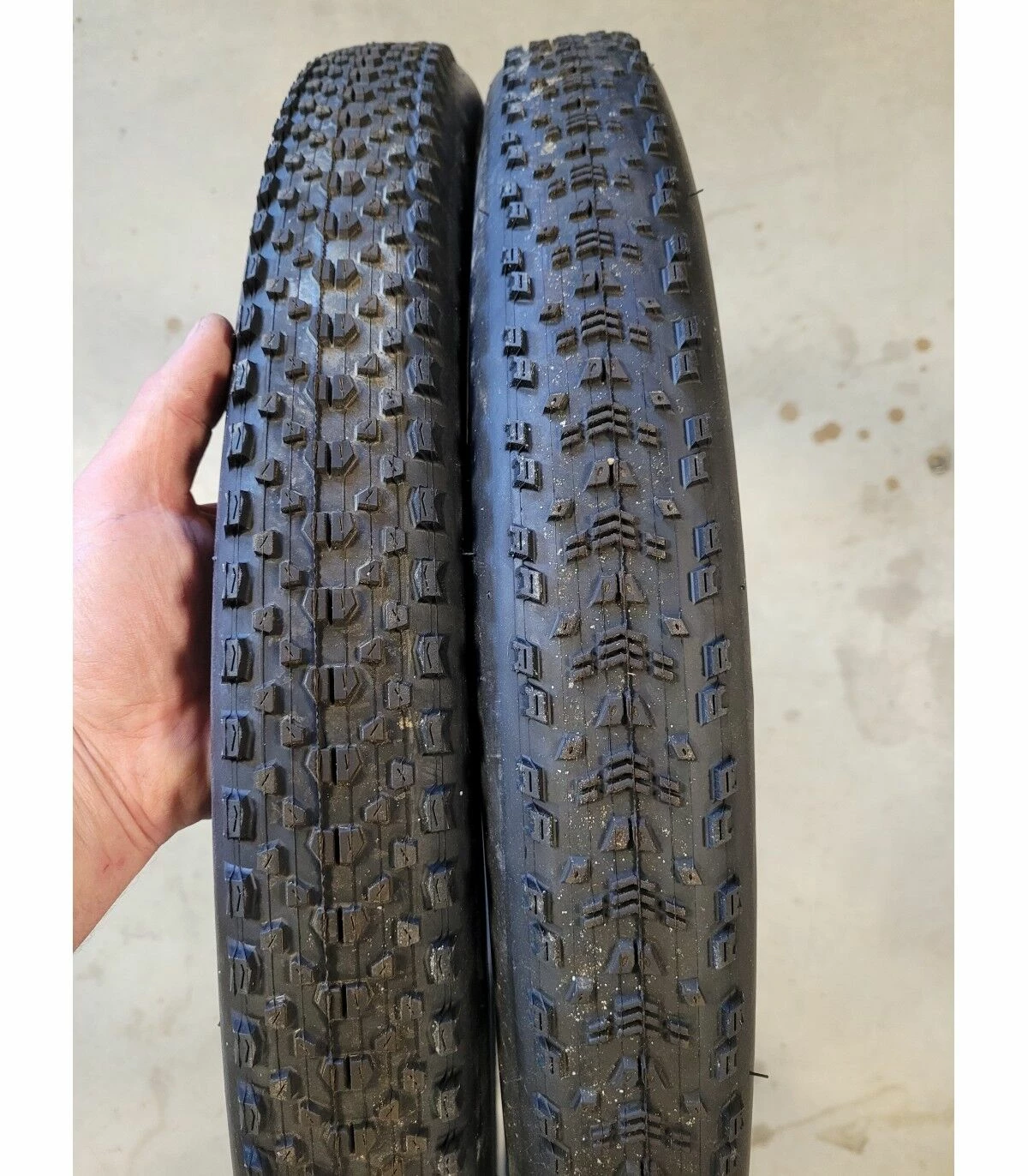 Pneus - 29'' 1 Pneus - 29''