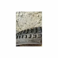 Pneus 6d - 29'' 7 Pneus 6d - 29'' -Race Face Soldes pneus onza aquila 1