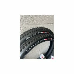 Pneus Autre Marque - 27.5'' 8 Pneus Autre Marque - 27.5'' -Race Face Soldes pneus onza aquila neufs 2