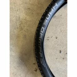Pneus Schwalbe - 29'' -Race Face Soldes pneus schawlbe hans dampf 2 3