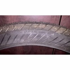 Pneus Schwalbe - 27.5'' 8 Pneus Schwalbe - 27.5'' -Race Face Soldes pneus schwalbe super moto x 3