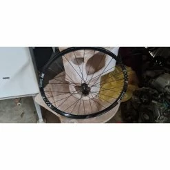 Dt-swiss Roues Complètes Dt Swiss - 27.5'' 5 Dt-swiss Roues Complètes Dt Swiss - 27.5'' -Race Face Soldes roue avant dt swiss e1900 neuve 2