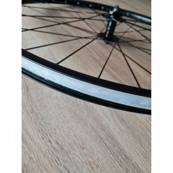 Roues Complètes Giant - 29'' 9 Roues Complètes Giant - 29'' -Race Face Soldes roue avant giant 29 3