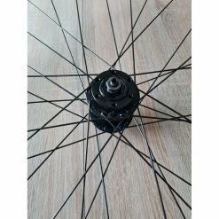 Roues Complètes Giant - 29'' 10 Roues Complètes Giant - 29'' -Race Face Soldes roue avant giant 29 4