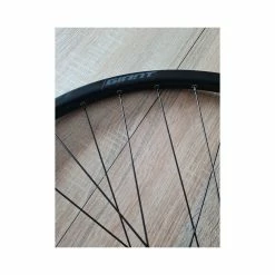 Roues Complètes Giant - 29'' 11 Roues Complètes Giant - 29'' -Race Face Soldes roue avant vtt 29 pouces giant 5