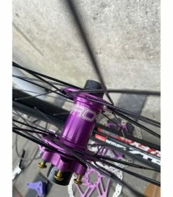 Roues Complètes - 27.5'' -Race Face Soldes roue dt swiss plus ztr 2