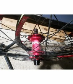 HUTCHINSON Roues Complètes - 29'' -Race Face Soldes roue dtswiss 29 2