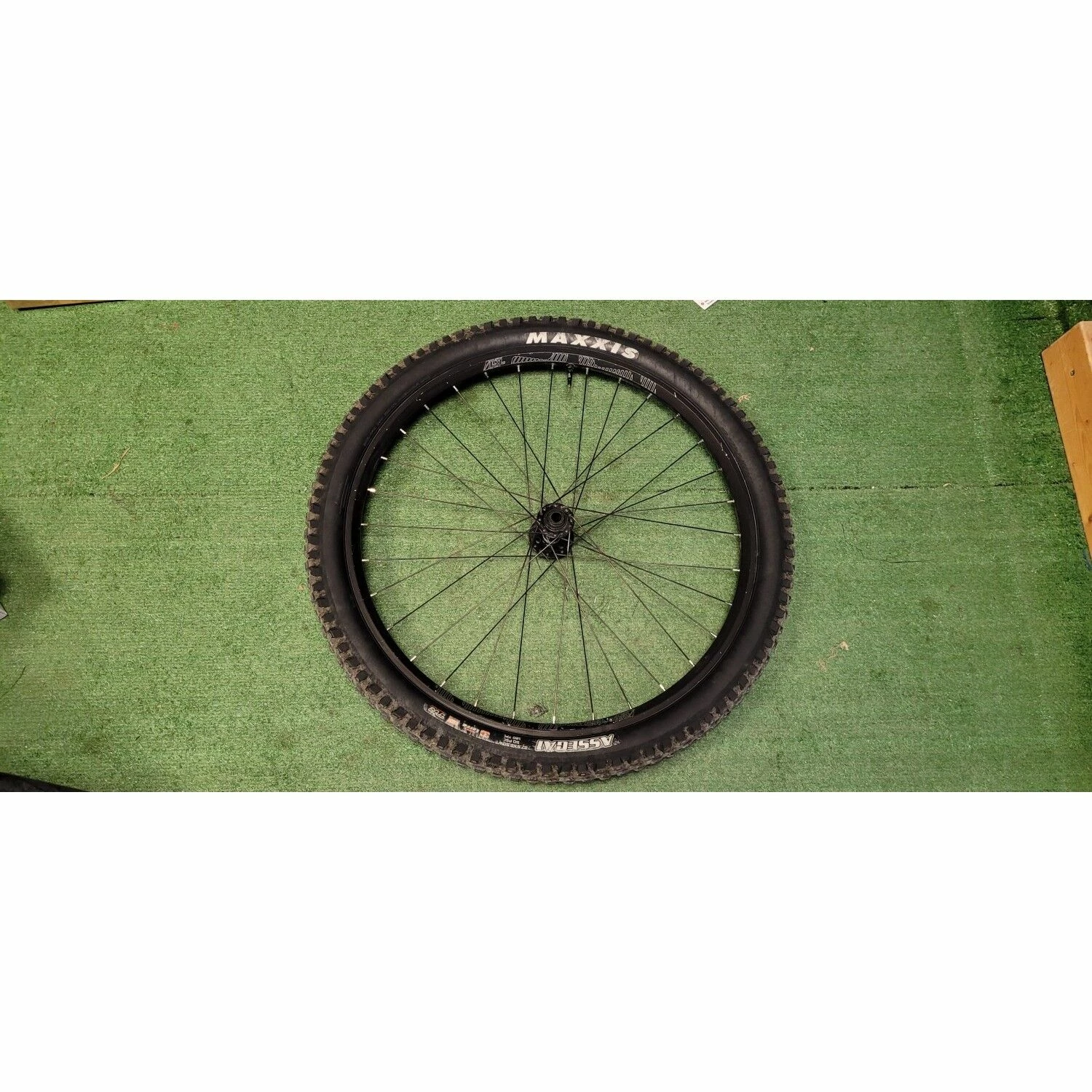 Roues Complètes E-thirteen - 27.5'' 2 Roues Complètes E-thirteen - 27.5'' – Image 2