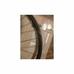 Roues Complètes Lapierre - 29'' 7 Roues Complètes Lapierre - 29'' -Race Face Soldes roue lapierre carbone neuve 2