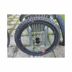 Roues Complètes Novatec - 27.5'' Plus -Race Face Soldes roue novatec carbone factory 735 27 5 35 mm 2