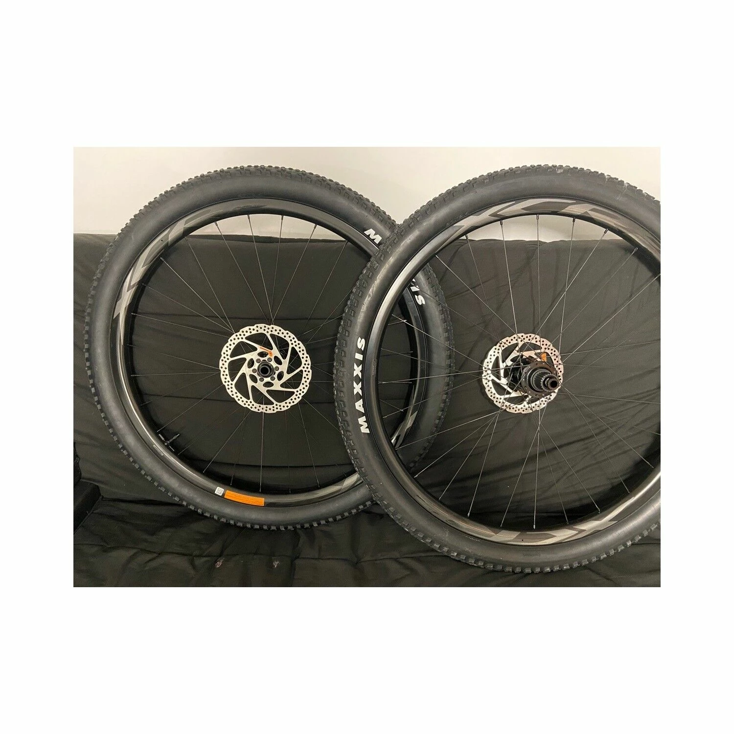 Roues Complètes Giant - 29'' 1 Roues Complètes Giant - 29''