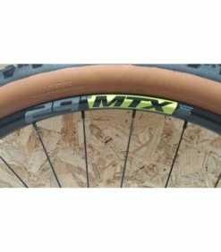 Roues Complètes -Race Face Soldes roue vtt progress mtx 29 boost 4