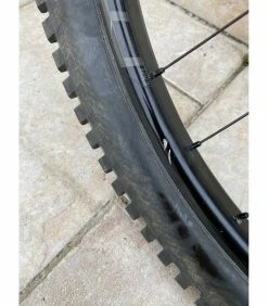 Roues Complètes -Race Face Soldes roues 29 tune flow moyeux kingkong boost xd 3