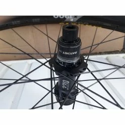 Dt-swiss Roues Complètes Dt Swiss -Race Face Soldes roues dt swiss 29 x1900 4