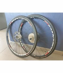 Race Face Roues Complètes - 18" 6 Race Face Roues Complètes - 18" -Race Face Soldes roues dt swiss x 430 2