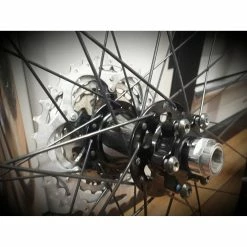 Dt-swiss Roues Complètes Dt Swiss - 29'' 8 Dt-swiss Roues Complètes Dt Swiss - 29'' -Race Face Soldes roues roval 29 plus pneus plus disques plus cassette tbe 2