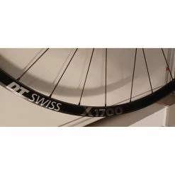 Dt-swiss Roues Complètes Dt Swiss - 29'' 8 Dt-swiss Roues Complètes Dt Swiss - 29'' -Race Face Soldes rour dt swiss 3