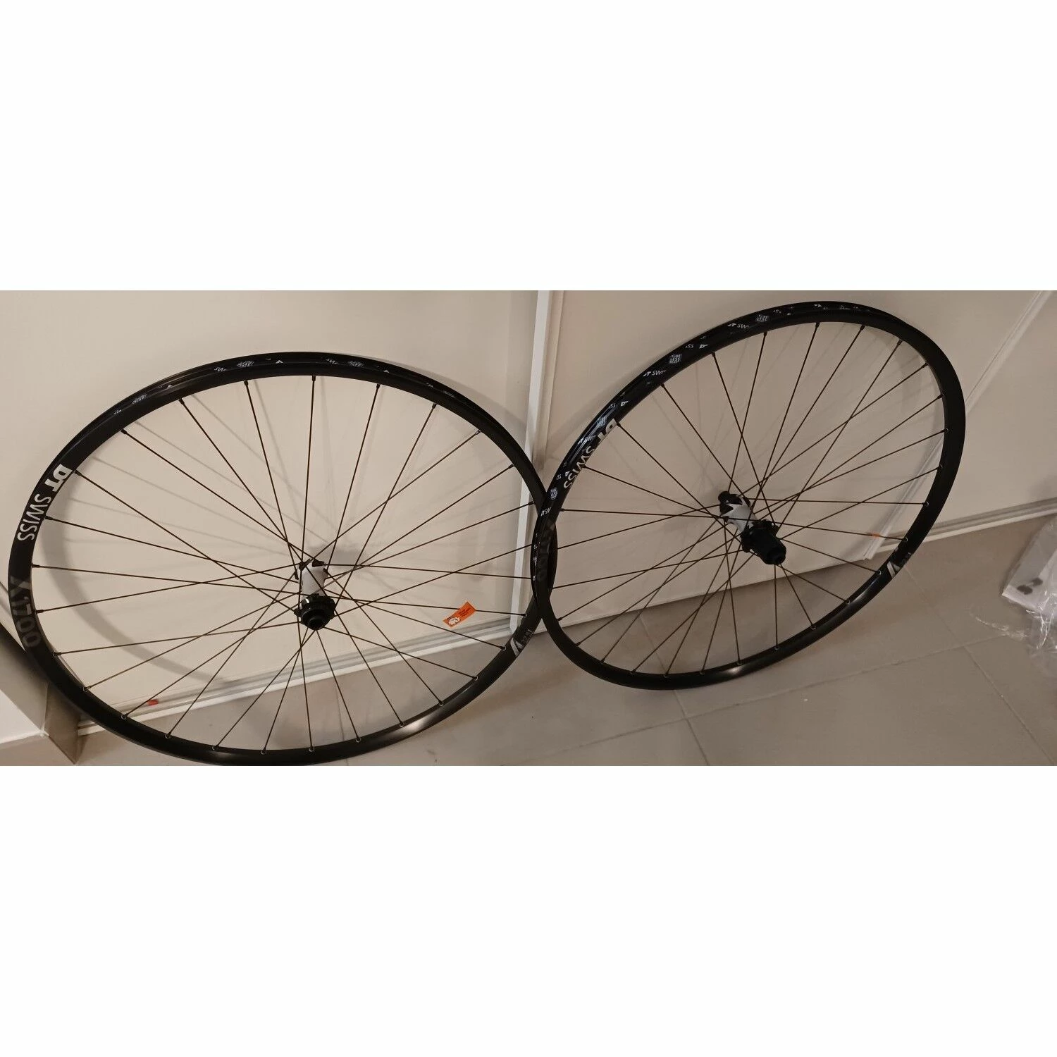 Dt-swiss Roues Complètes Dt Swiss - 29'' 1 Dt-swiss Roues Complètes Dt Swiss - 29''