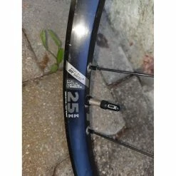 Race Face Roues Complètes - 29'' 8 Race Face Roues Complètes - 29'' -Race Face Soldes vends paire de roue 29 dt swiss x 1700 spline 25 2